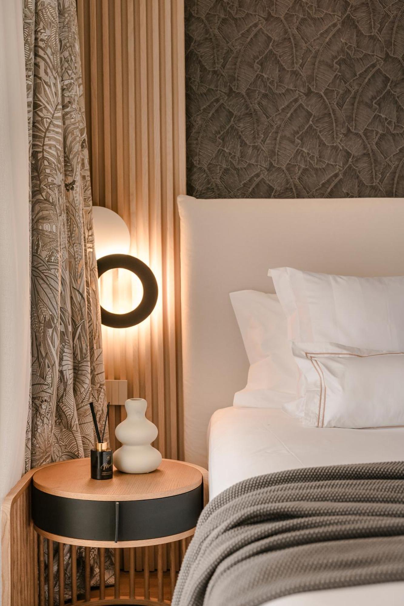 Piazza Suites ลิคชูรี ภายนอก รูปภาพ